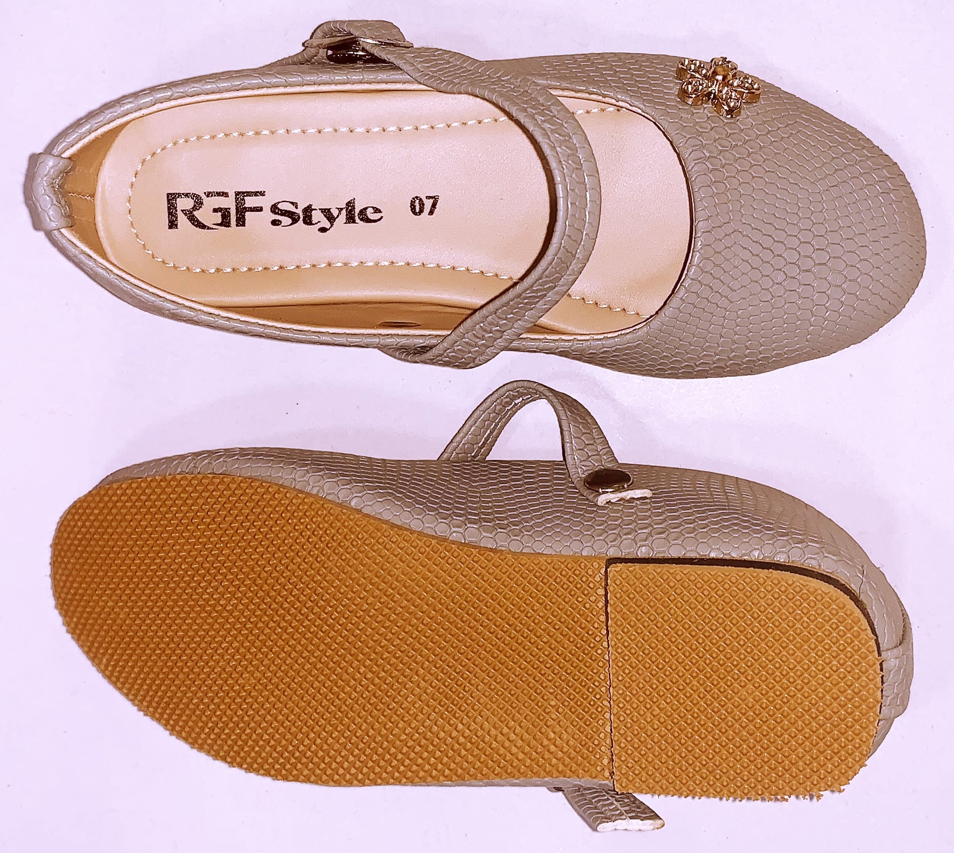 කාන්තාවන් සඳහා සෙරෙප්පු 766 නිල්