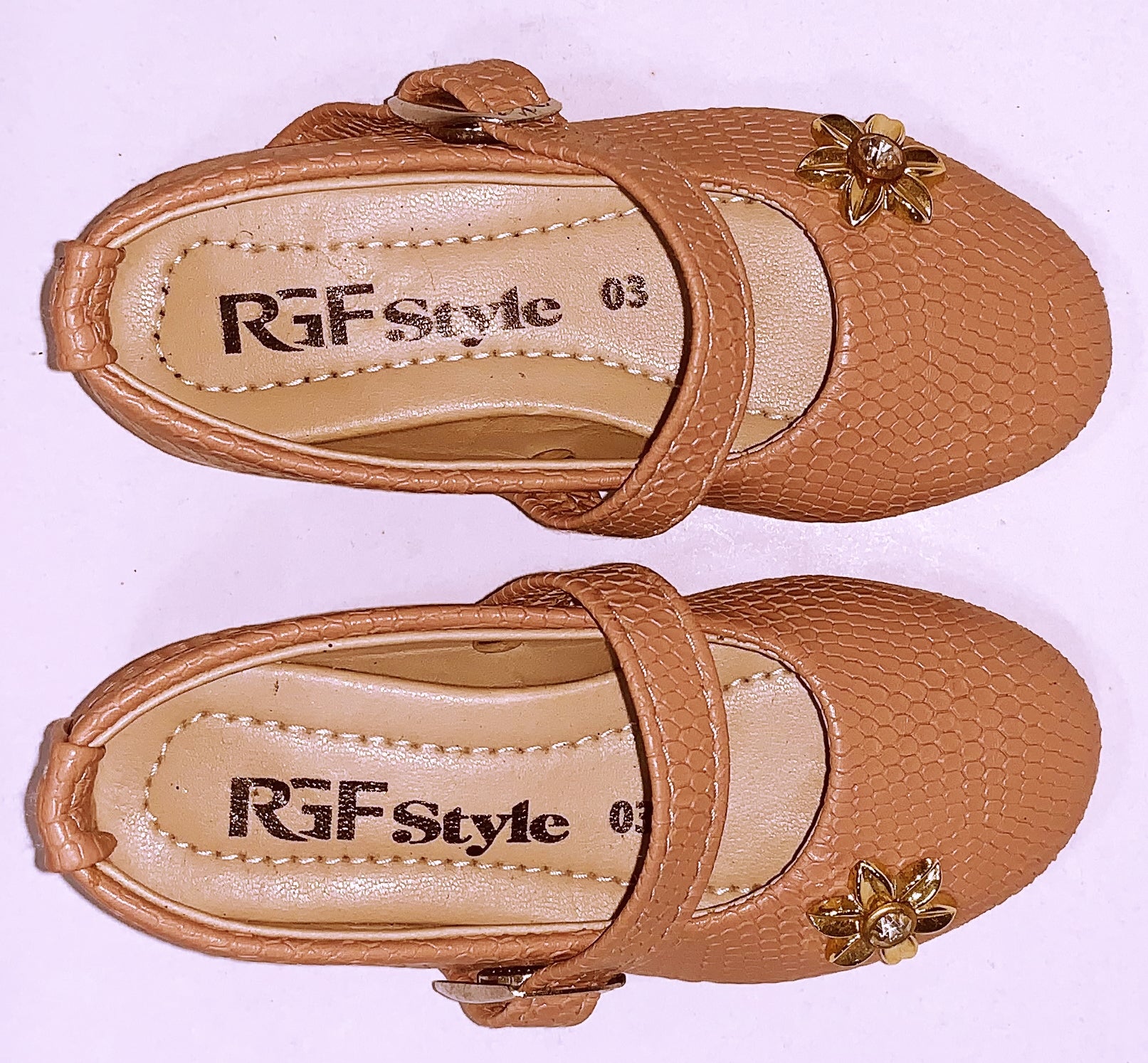 කාන්තාවන් සඳහා සෙරෙප්පු 766 නිල්