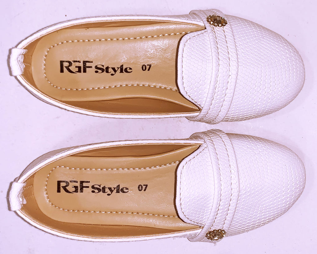 කාන්තාවන් සඳහා සෙරෙප්පු 766 නිල්