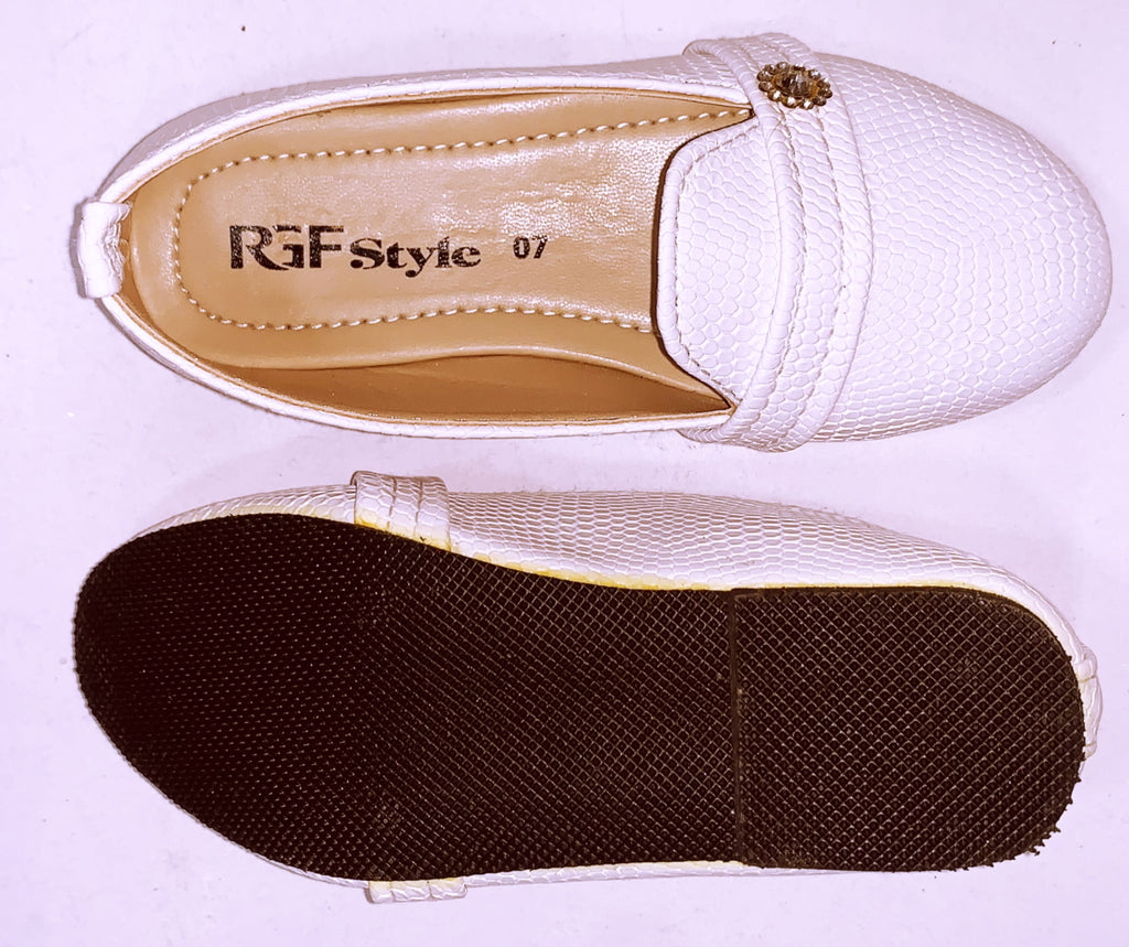 කාන්තාවන් සඳහා සෙරෙප්පු 766 නිල්