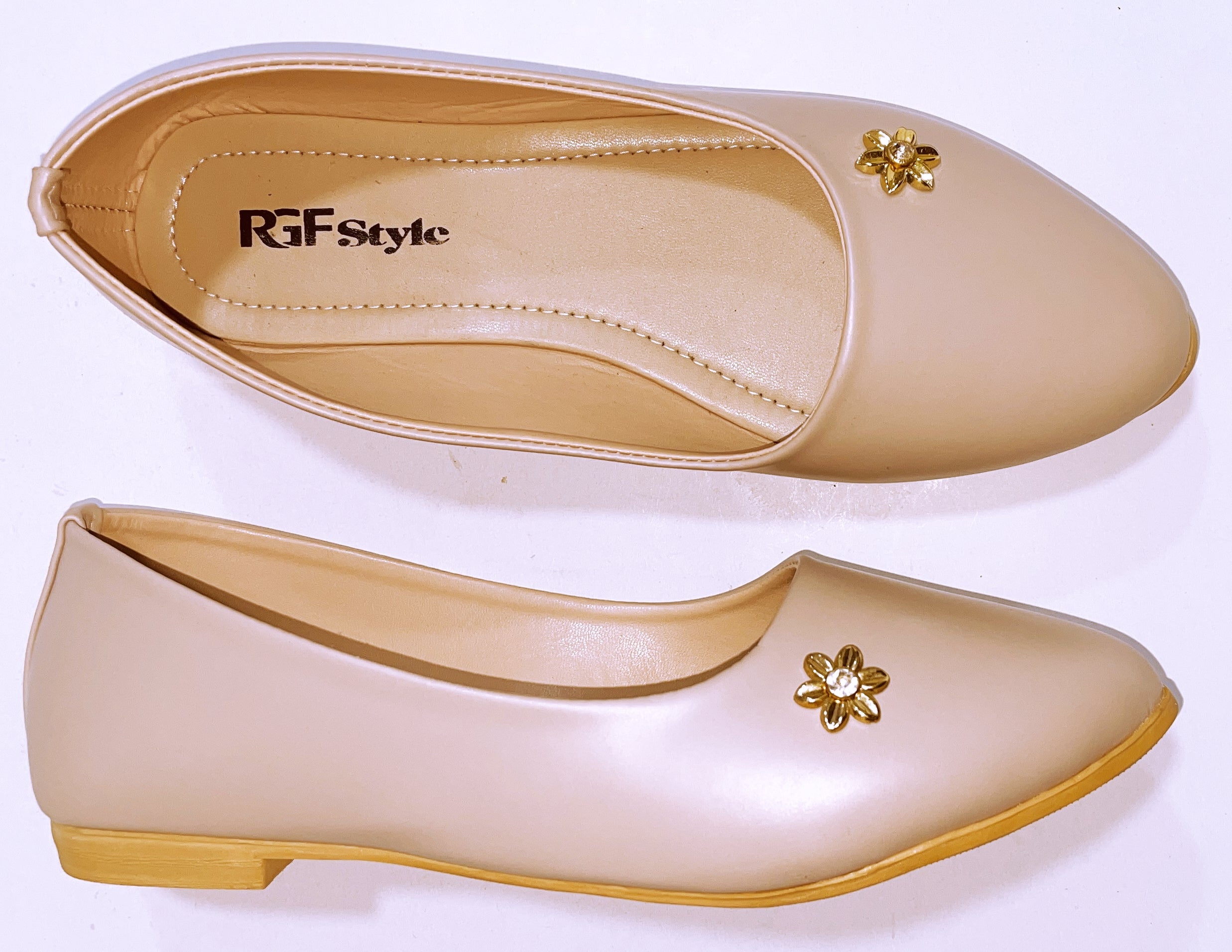 Women's Flat Shoe 836D Beige