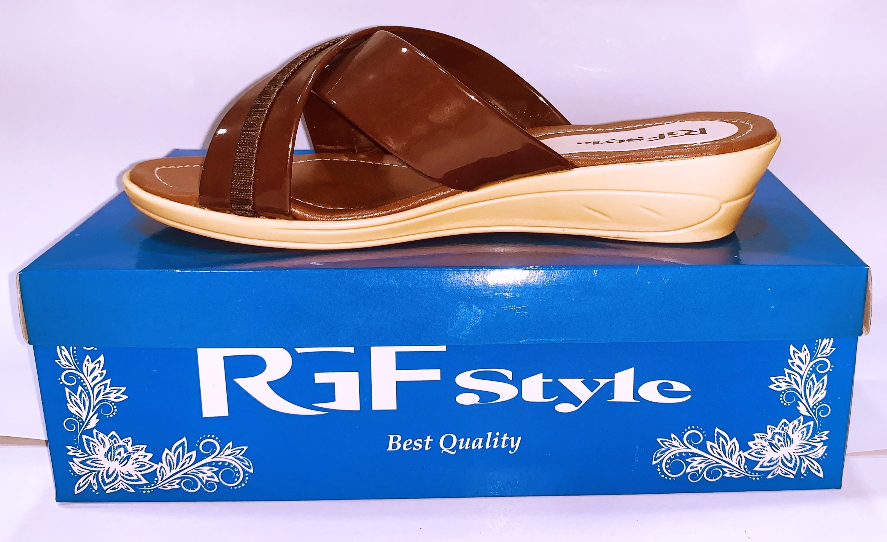 Sandals for Women 877 Brown